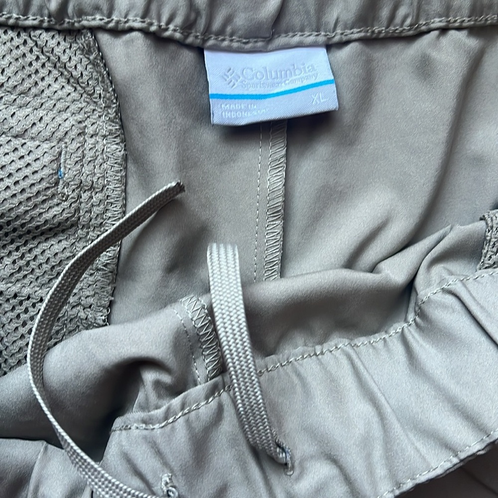 Columbia Tan Athletic Shorts - Picture 3 of 5